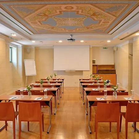 Athenaeum Eridanus Luxury