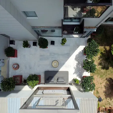 Athenaeum Eridanus Luxury