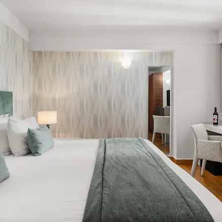 Athenaeum Eridanus Luxury Hotel